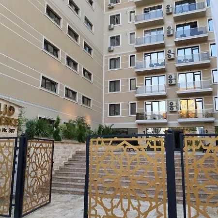 Apartment Apartament Elena Solid House