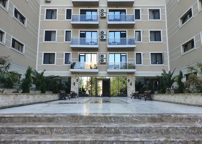 Elena Solid House Apartment Mamaia