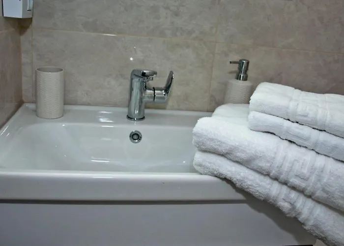 Elena Solid House Mamaia